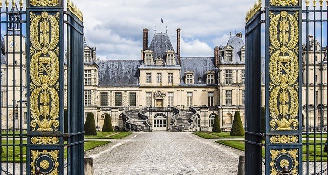 Tickets & Tours - Château de Fontainebleau, Paris - Viator
